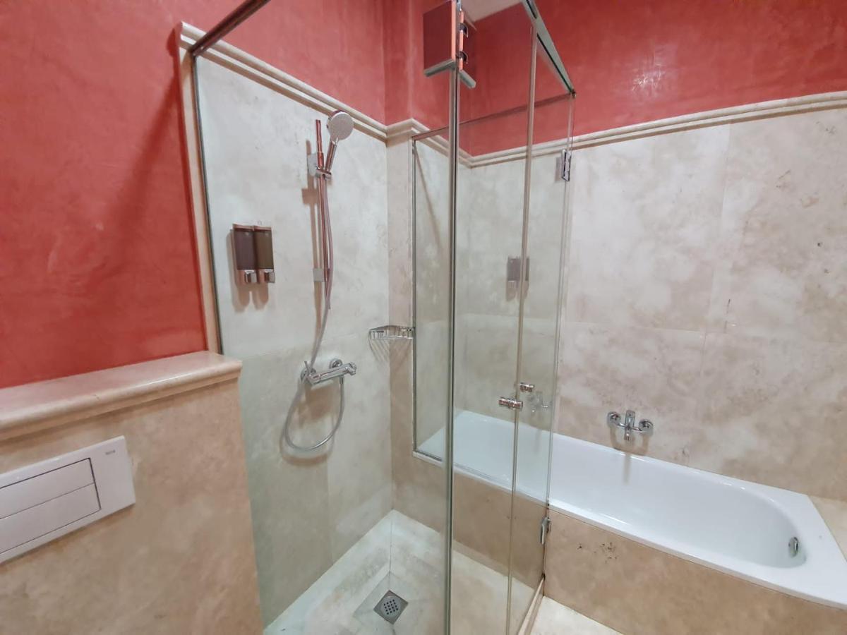Bns Dauro Suites Granada Eksteriør billede