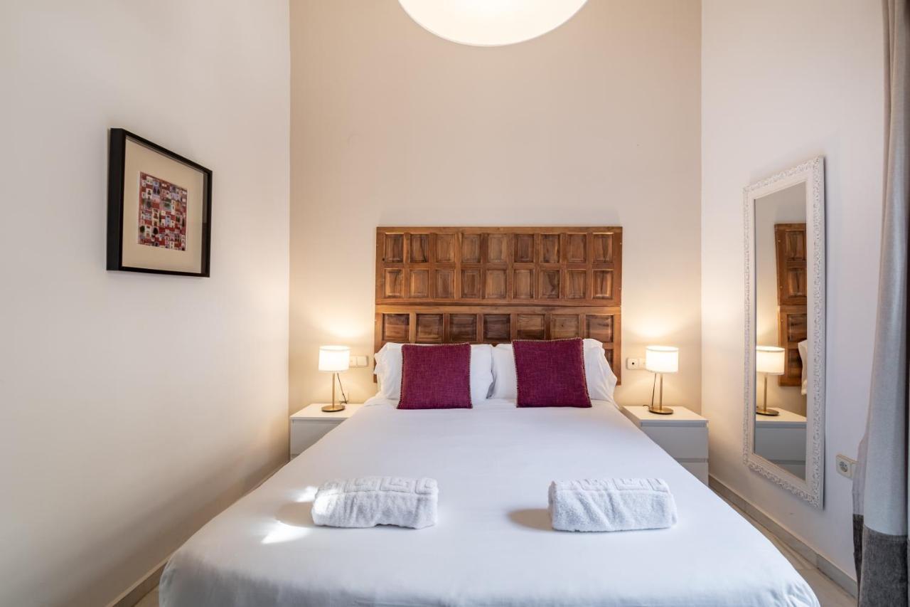 Bns Dauro Suites Granada Eksteriør billede