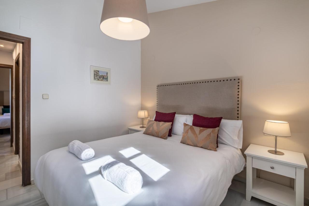 Bns Dauro Suites Granada Eksteriør billede